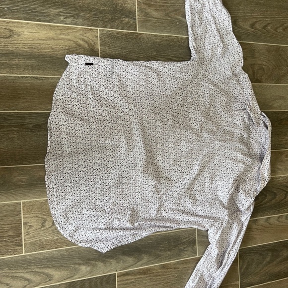 Floral print long sleeve button up shirt - Picture 2 of 3